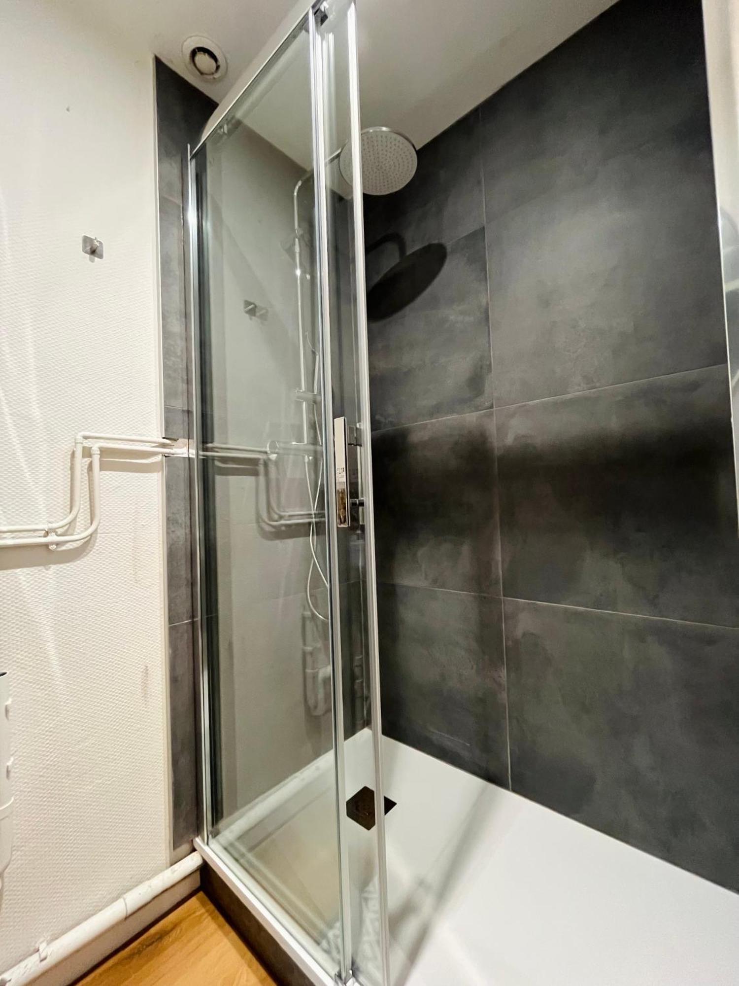 La Ruche Arrageoise - Parking Gratuit - Cozy - Grand Lit - Long Sejour Appartement Arras Buitenkant foto