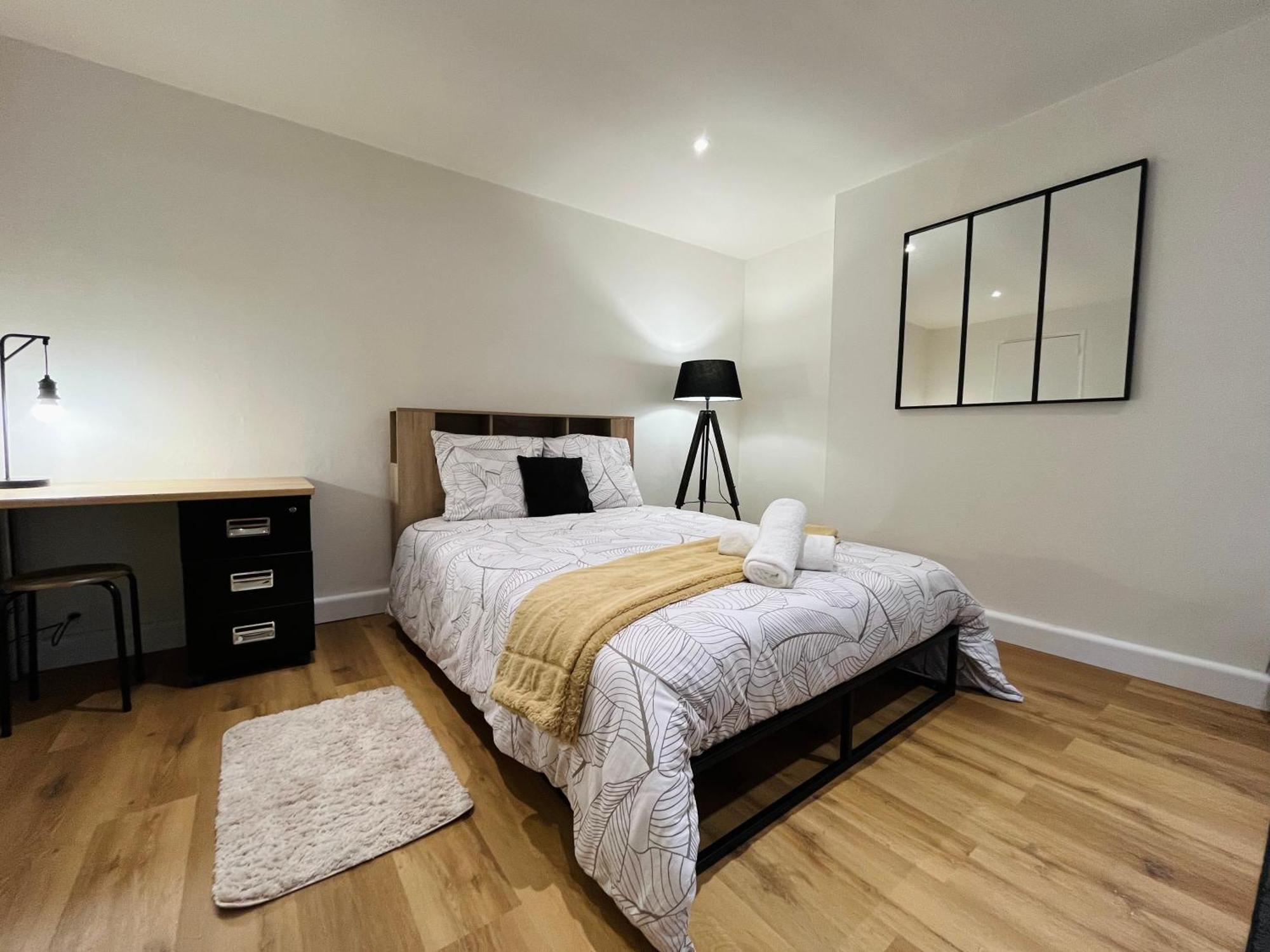 La Ruche Arrageoise - Parking Gratuit - Cozy - Grand Lit - Long Sejour Appartement Arras Buitenkant foto